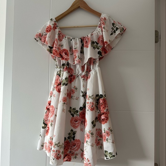 SHEIN off the shoulder dress - Picture 4 of 4